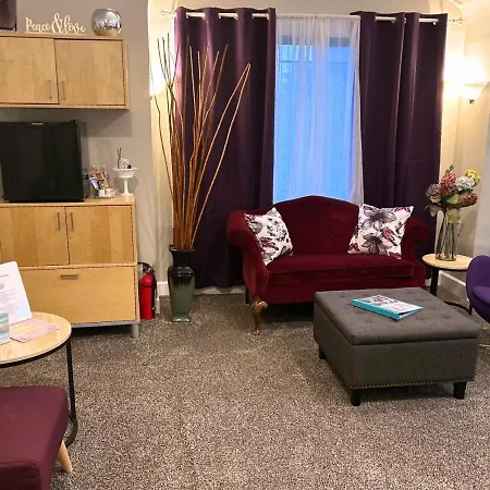 Vip Suites For Business Women, Nurses, College Moms Traveling To Indianápolis Exterior foto